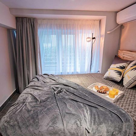 Namaste Lofts Near Seaside Apartment Thessaloníki Luaran gambar