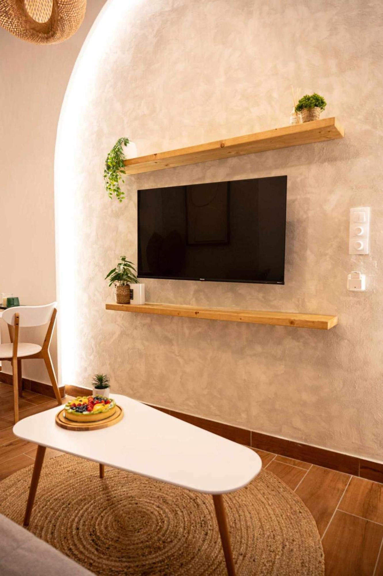 Namaste Lofts Near Seaside Apartment Thessaloníki Luaran gambar