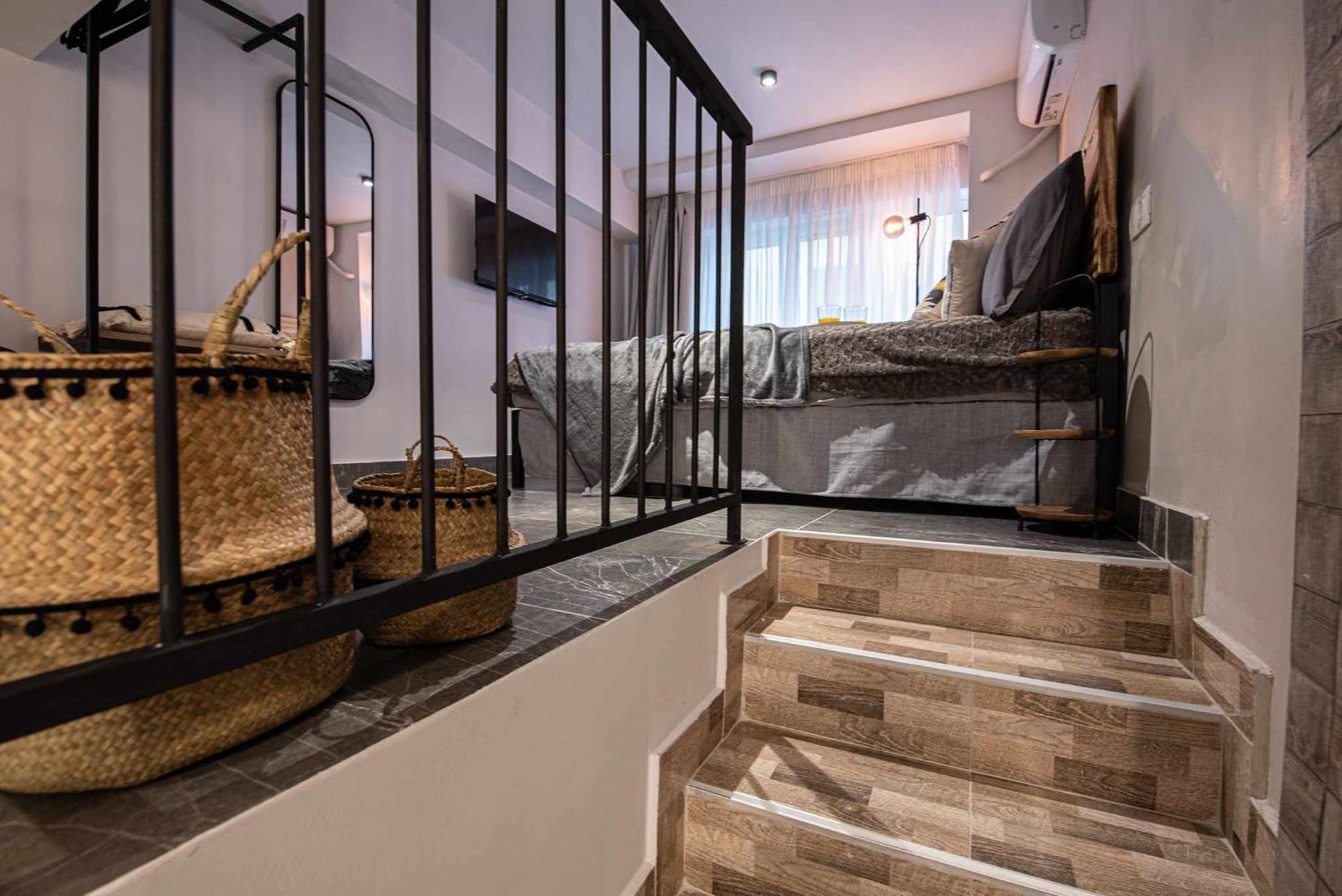 Namaste Lofts Near Seaside Apartment Thessaloníki Luaran gambar