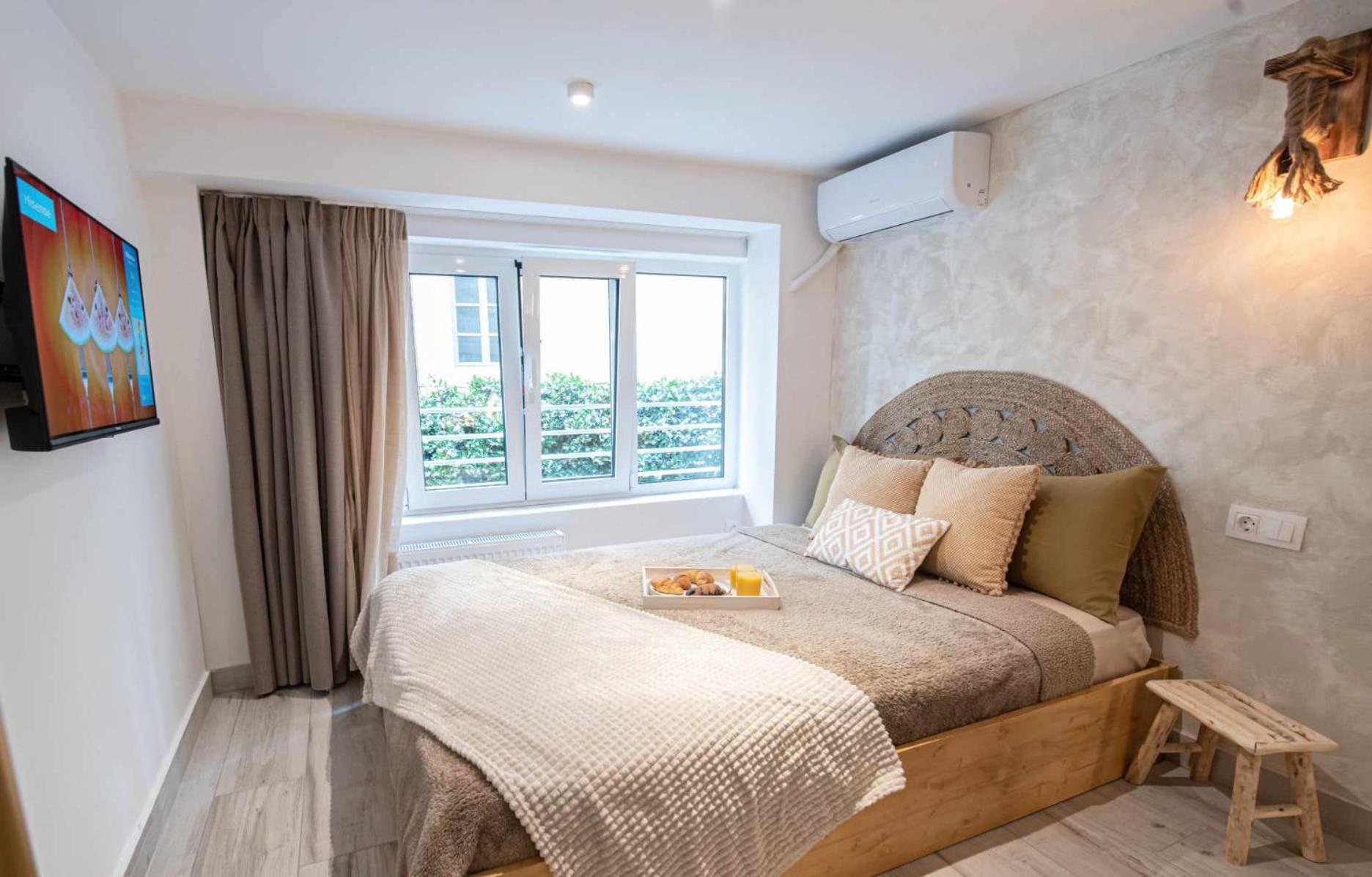Namaste Lofts Near Seaside Apartment Thessaloníki Luaran gambar
